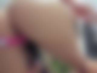 Live cam show with Sweet Cherry - Amateur on Camsoda