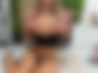 Sweet Cherry's Live Sex Cam Show