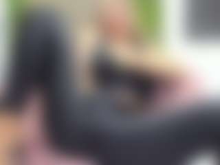 Sweet Cherry's Live Sex Cam Show