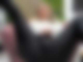 Live cam show with Sweet Cherry - Big Tits MILF on boobsie.com