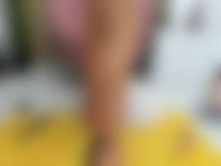Live cam show with Sweet Cherry - Bedroom Curvy on CamSextacy