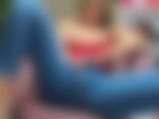 Live cam show with Sweet Cherry - Brown Eyes MILF on dropp.cam
