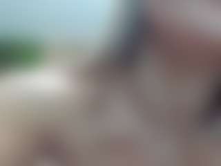 Live cam show with Sweet Cherry - White Curvy on Camiplay Live | united kingdom