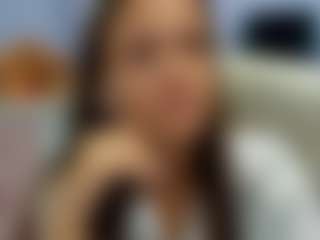 Live cam show with emilyDirty - Bikini on Latina Girls