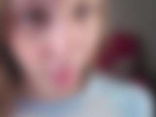Live cam show with Lexi-Split - Teen (18+) on fapnchat