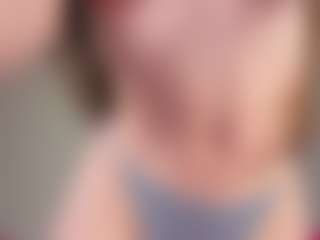 Lexi-Split's Live Sex Cam Show