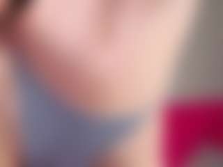 Lexi-Split's Live Sex Cam Show