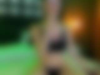 Lexi-Split's Live Sex Cam Show