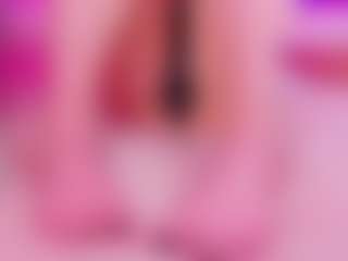 Lexi-Split's Live Sex Cam Show