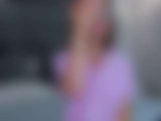 Live cam show with Lexi-Split - Bedroom Teen (18+) on CamClone