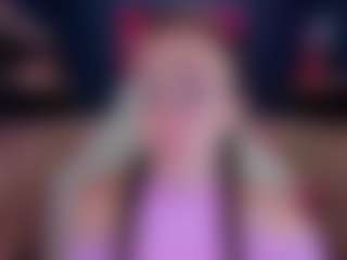 Lexi-Split's Live Sex Cam Show