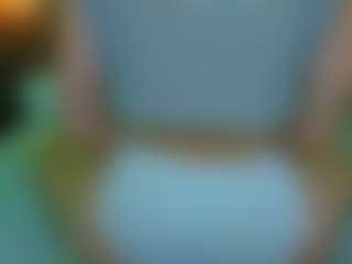 Live cam show with Lexi-Split - Bedroom Teen (18+) on AdultVida.com
