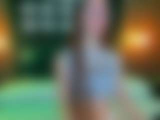 Lexi-Split's Live Sex Cam Show