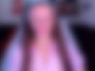 Live cam show with Lexi-Split - Dildo on Gym Cam Girls
