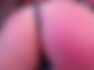 Lexi-Split's Live Sex Cam Show
