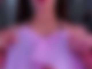 Live cam show with Lexi-Split - Skinny on SpankPalCams