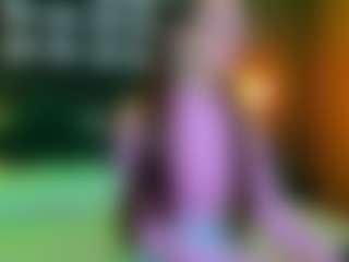 Live cam show with Lexi-Split - Fingers on Camsoda