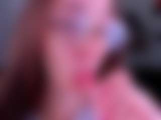 Live cam show with Lexi-Split - Shaved Pussy on sexylive.show