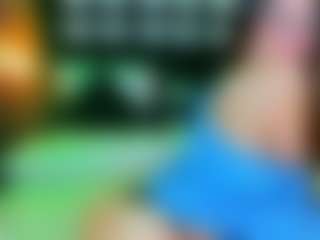Lexi-Split's Live Sex Cam Show