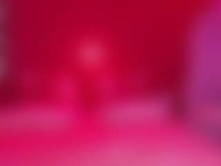 Live cam show with Lexi-Split - Shaved Pussy Brown Hair on Camsoda