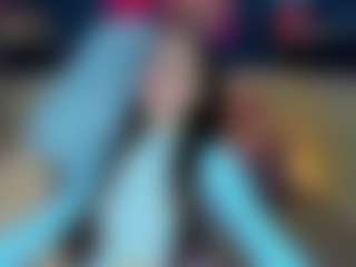 Lexi-Split's Live Sex Cam Show