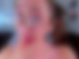 Lexi-Split's Live Sex Cam Show
