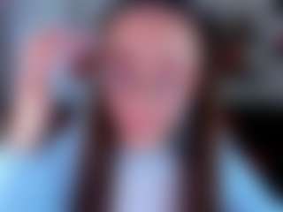 Live cam show with Lexi-Split - Blue Eyes on madthumbs