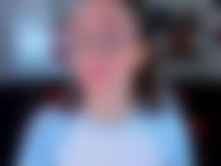Lexi-Split's Live Sex Cam Show