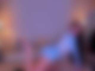 Lexi-Split's Live Sex Cam Show