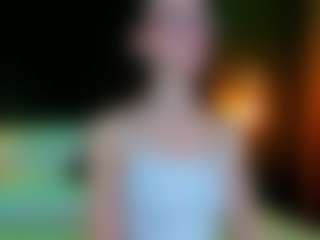 Lexi-Split's Live Sex Cam Show