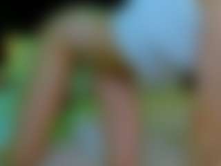 Lexi-Split's Live Sex Cam Show