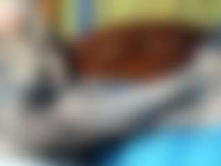 BRENDAMILFHOT's Live Sex Cam Show