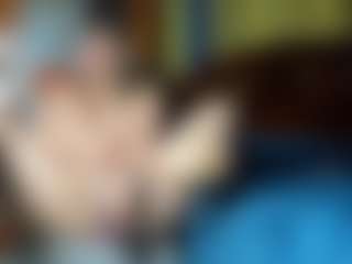 BRENDAMILFHOT's Live Sex Cam Show