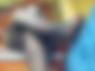 Live cam show with BRENDAMILFHOT - Joi on googirlz