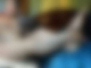 BRENDAMILFHOT's Live Sex Cam Show