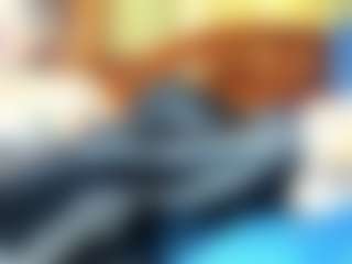 BRENDAMILFHOT's Live Sex Cam Show