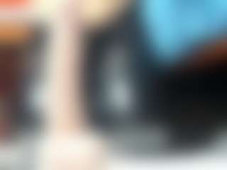 Live cam show with BRENDAMILFHOT - Squirt on SinfulBabes