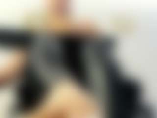 BRENDAMILFHOT's Live Sex Cam Show