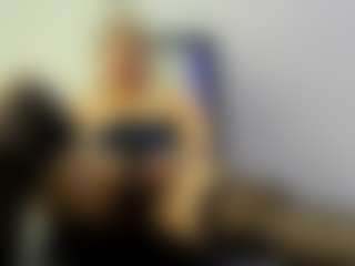 BRENDAMILFHOT's Live Sex Cam Show