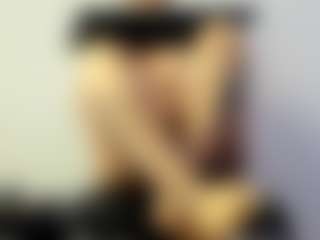 Live cam show with BRENDAMILFHOT - Blonde Hair Middle Aged on CSO-WL