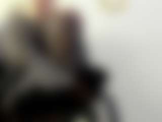 BRENDAMILFHOT's Live Sex Cam Show