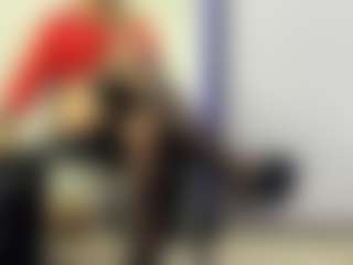 Live cam show with BRENDAMILFHOT - Abs on Soda Cam