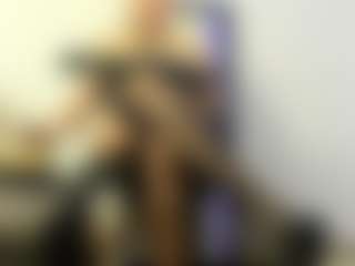 BRENDAMILFHOT's Live Sex Cam Show