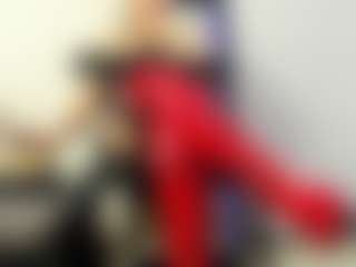 BRENDAMILFHOT's Live Sex Cam Show