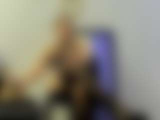 BRENDAMILFHOT's Live Sex Cam Show