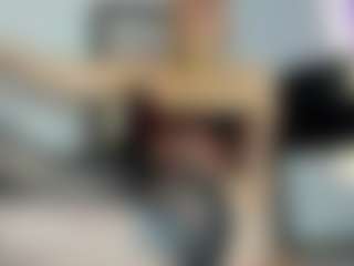 Live cam show with BRENDAMILFHOT - Middle Aged on Latina Girls