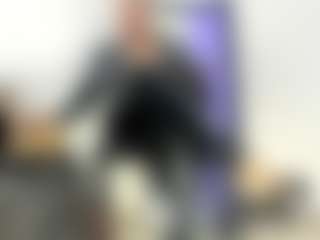 BRENDAMILFHOT's Live Sex Cam Show