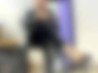 BRENDAMILFHOT's Live Sex Cam Show