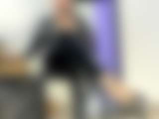 BRENDAMILFHOT's Live Sex Cam Show