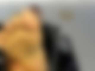 Live cam show with BRENDAMILFHOT - Blonde Hair on Adult Interactions